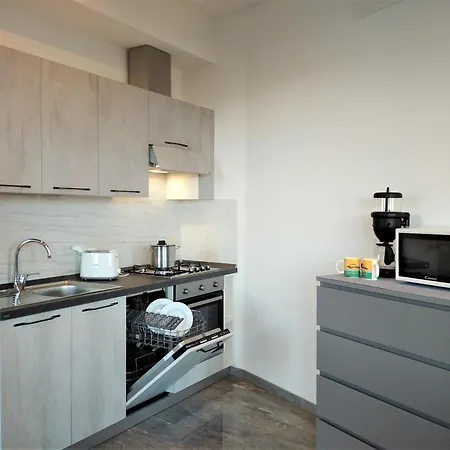 Apartment Astrid House Stresa