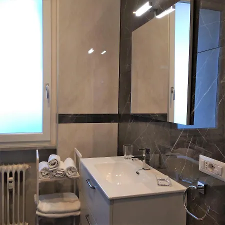 Astrid House * Stresa